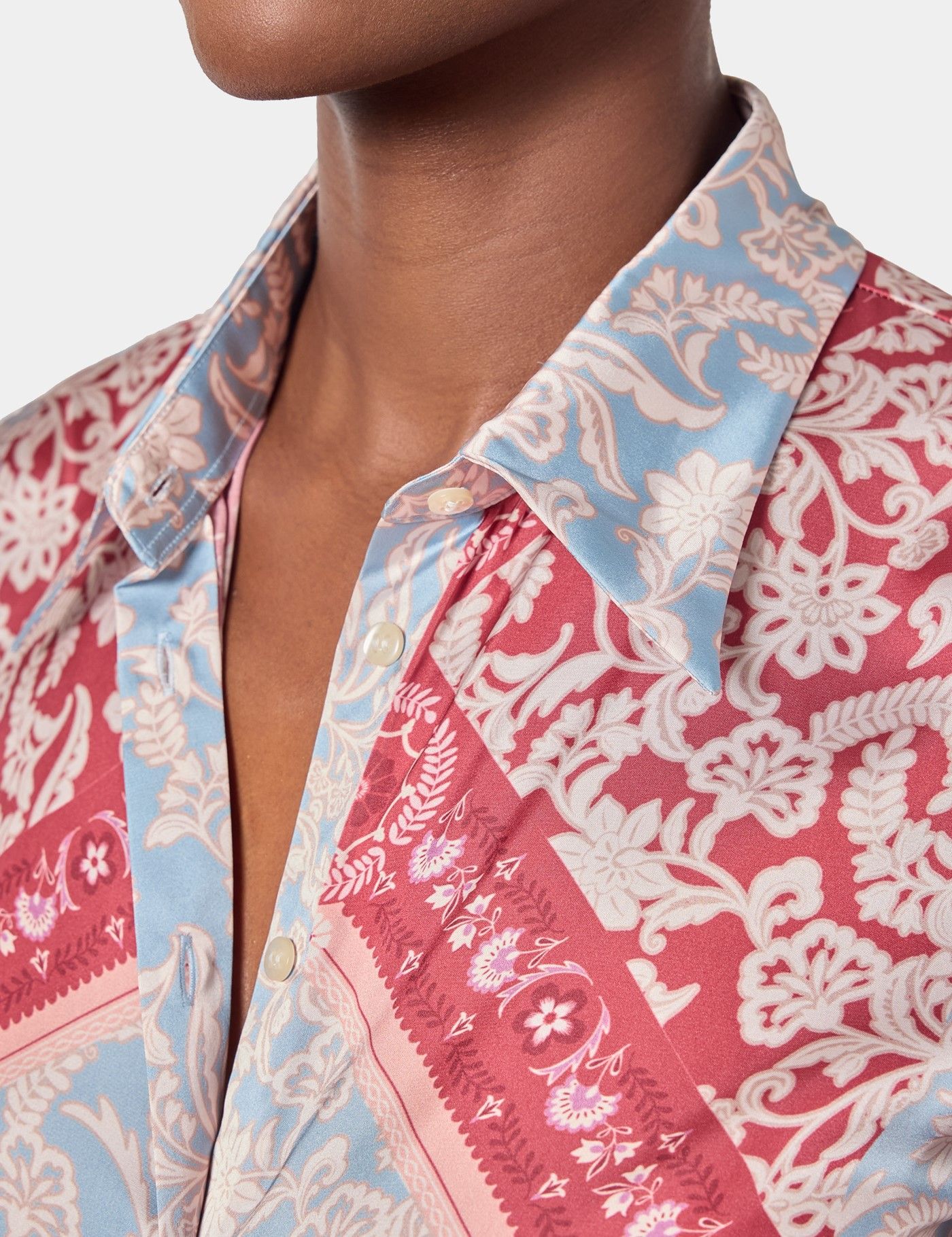 Relaxed Fit Light Blue & Red Paisley Boutique Blouse-preview