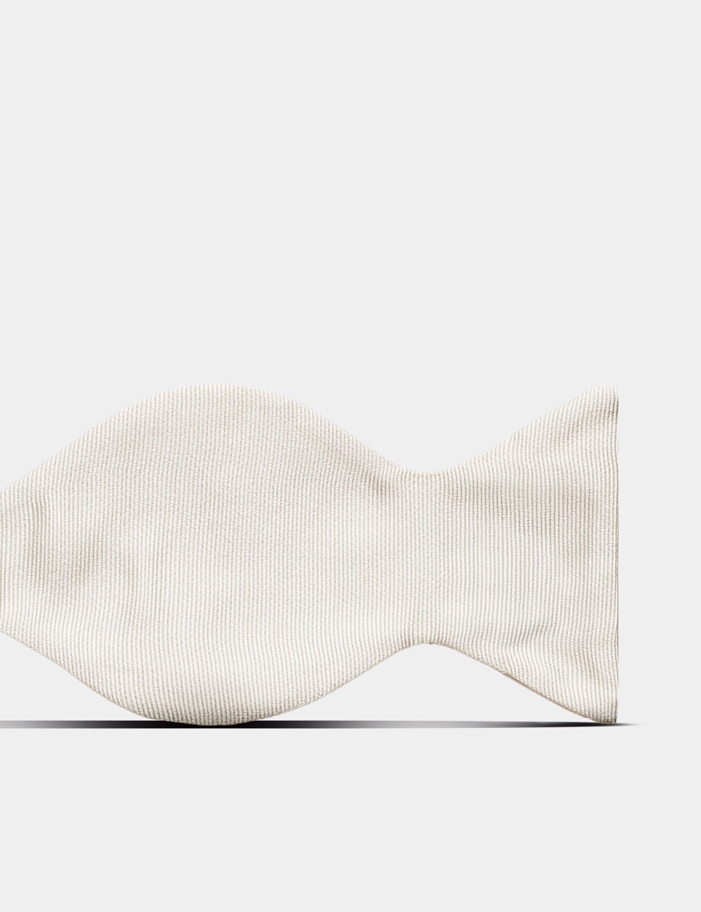 Ivory Grosgrain 1913 Bow Tie - Self Tie-preview