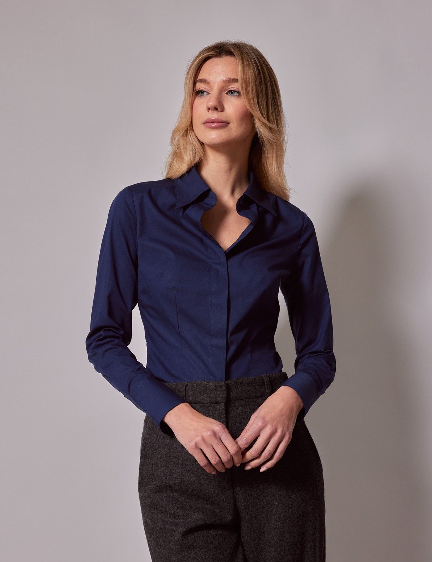 Women's Navy Fitted Cotton Stretch Shirt With Concealed Placket