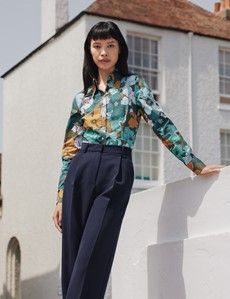 Women's Blue & Yellow Floral Print Fitted Shirt with Vintage Collar - Single Cuffs