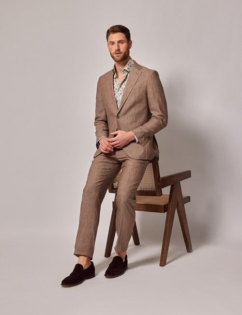 Men's Slim Fit Designer Suits | Hawes & Curtis