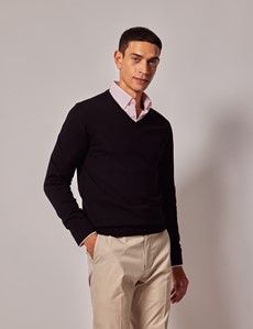 Black V-Neck Merino Sweater - Machine Washable-preview2