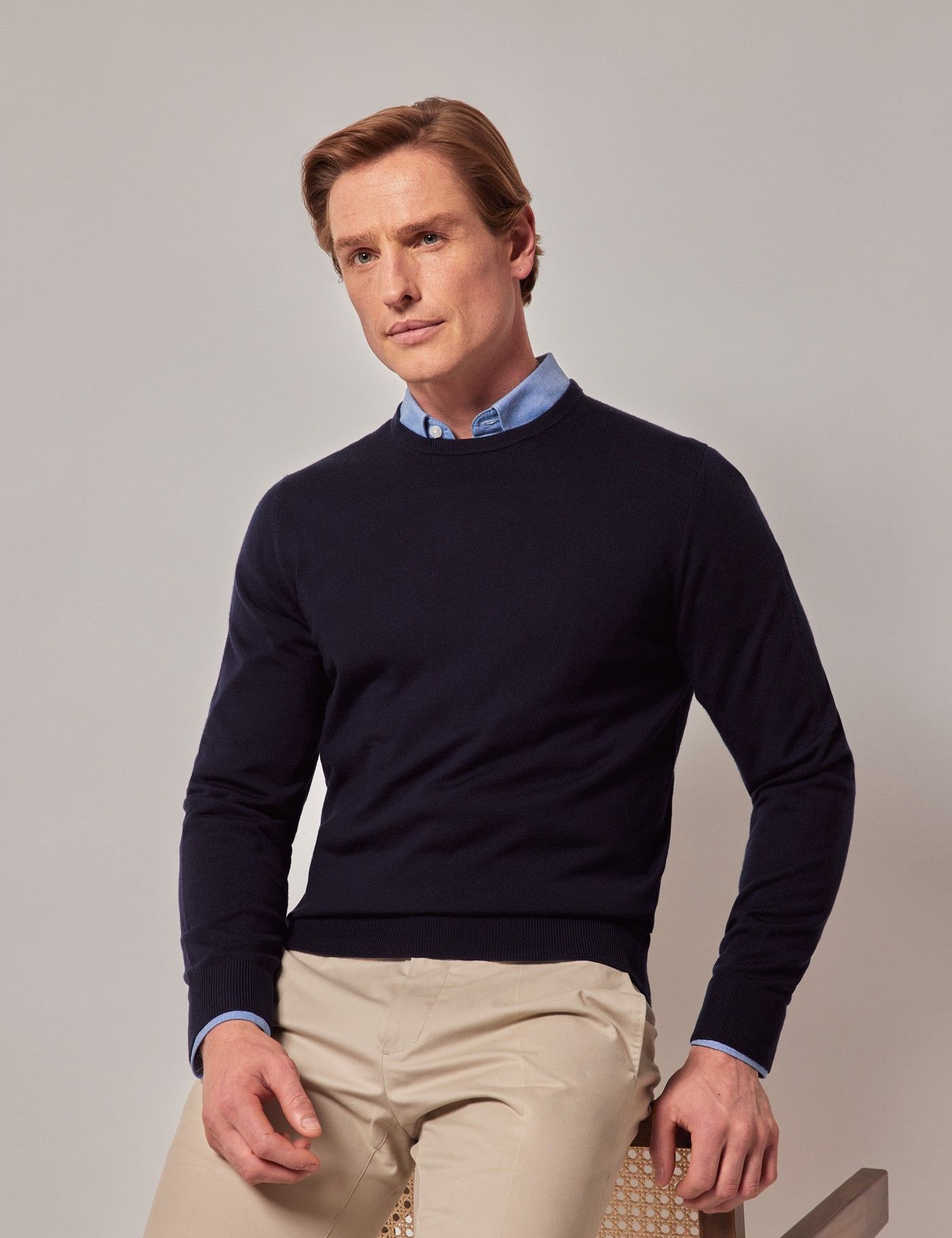 Men's Navy Crew Neck Merino Sweater - Machine Washable | Hawes & Curtis