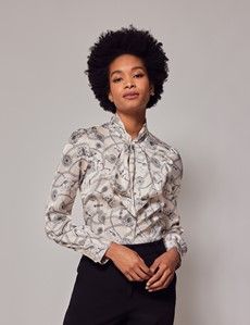 Cream & Black Chain Butterfly Pussybow Blouse-preview5