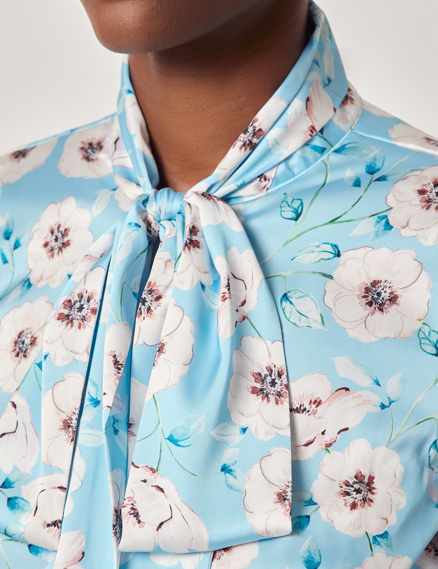 Blue & White Floral Pussybow Blouse-preview