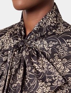 Black & Cream Floral Pussybow Blouse