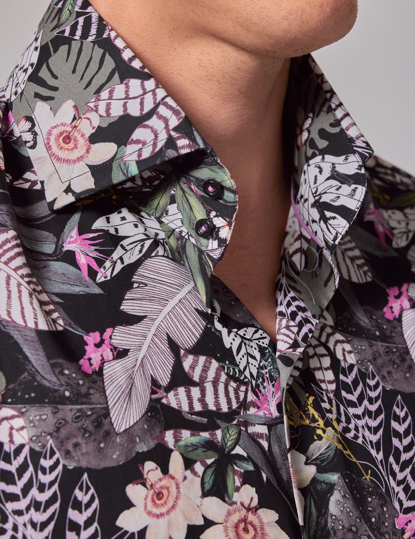 Slim Fit Green & White Floral Curtis Shirt-preview