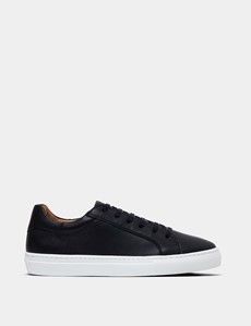 Black Tennis Trainer