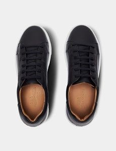 Black Tennis Trainer