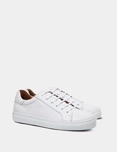 Cream Tennis Trainer
