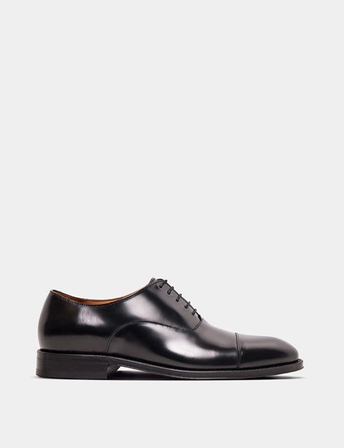 Black Leather Oxford Shoe