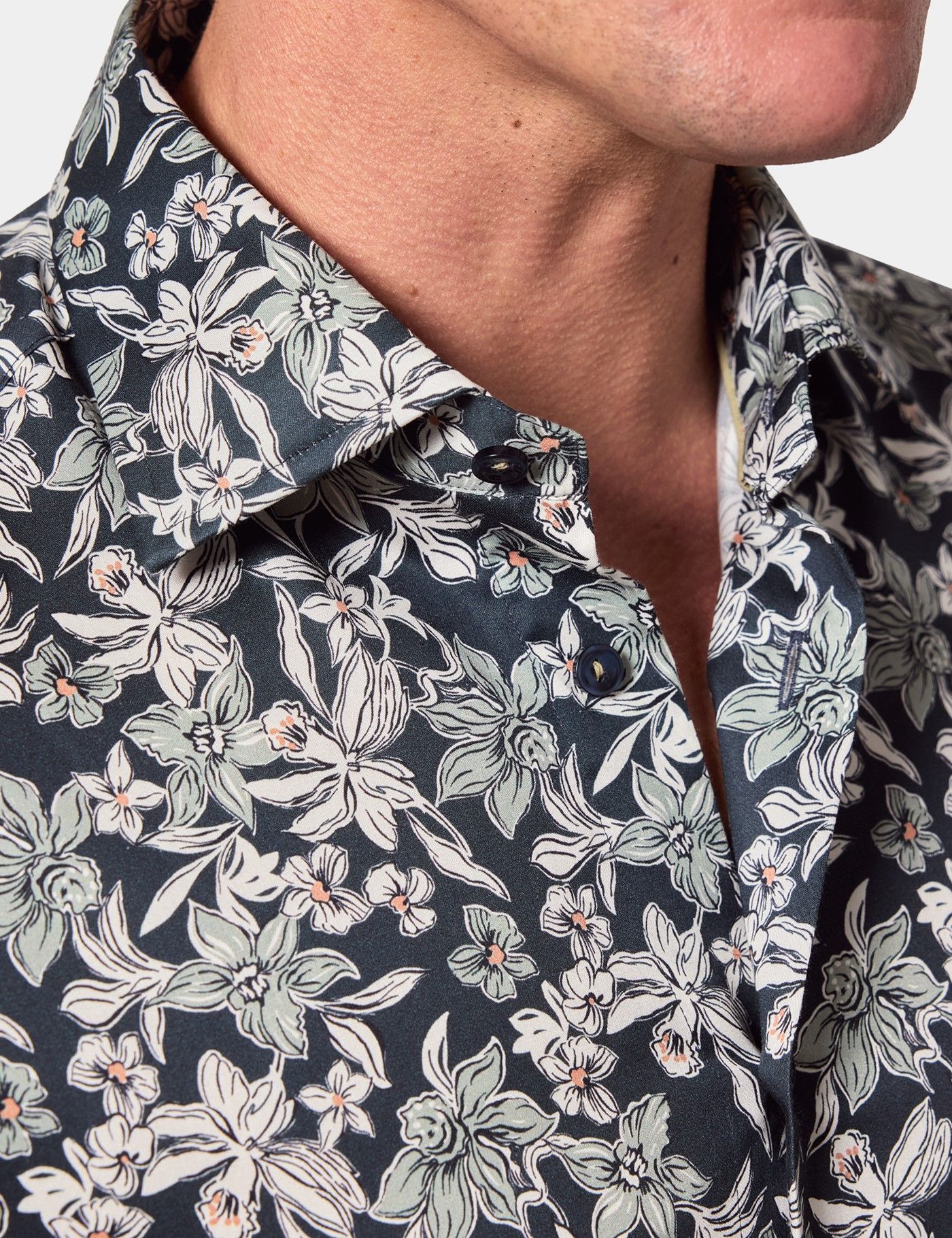 Slim Fit Navy & White Floral Curtis Shirt-preview
