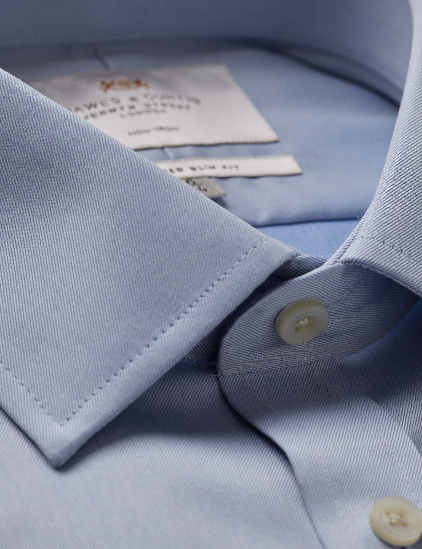 Extra Slim Fit Blue Fine Twill Non-Iron Shirt