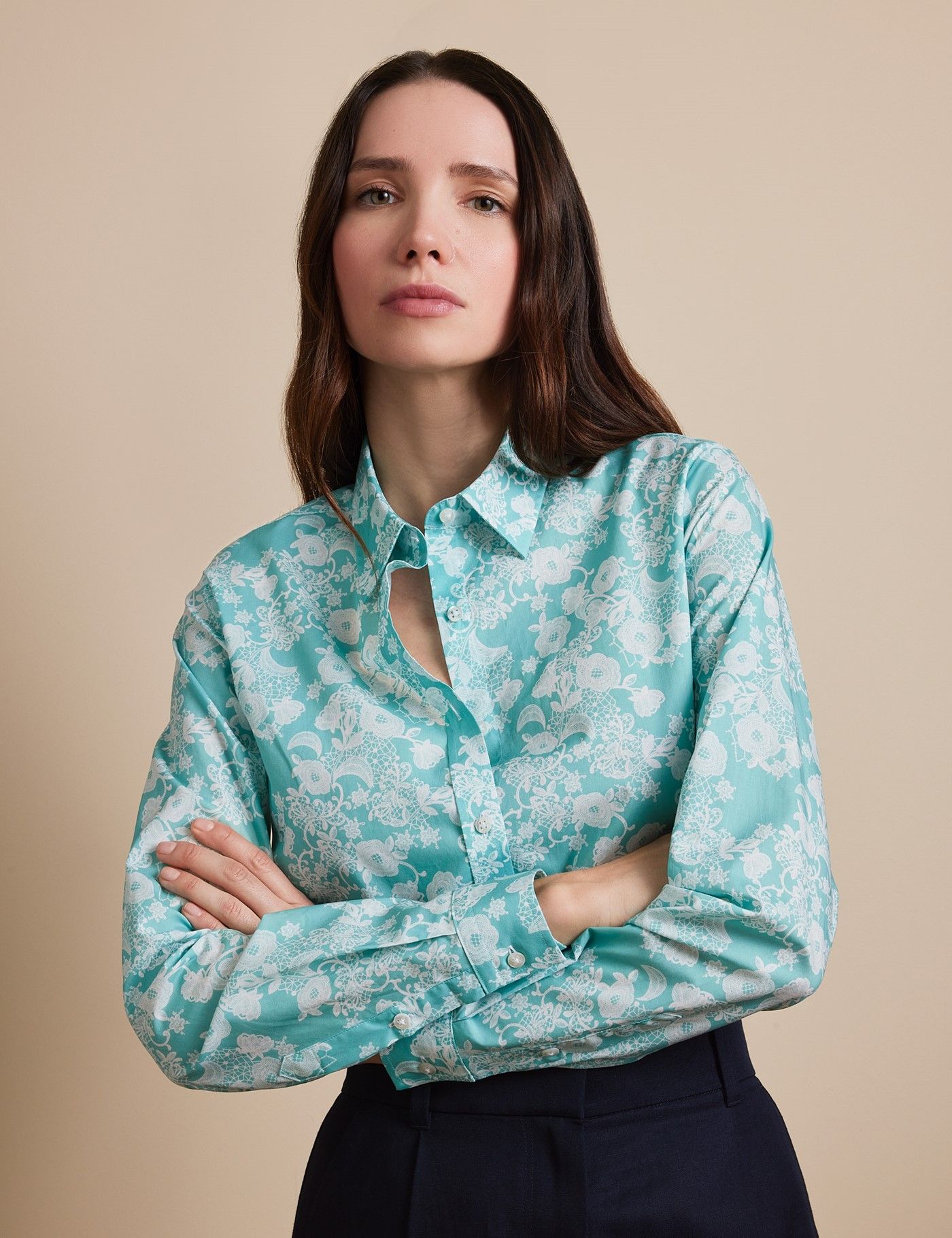 Fitted White & Green Vintage Floral Shirt