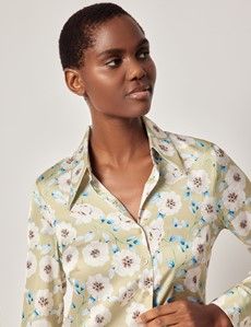 Semi-Fitted Green & Cream Floral Shirt