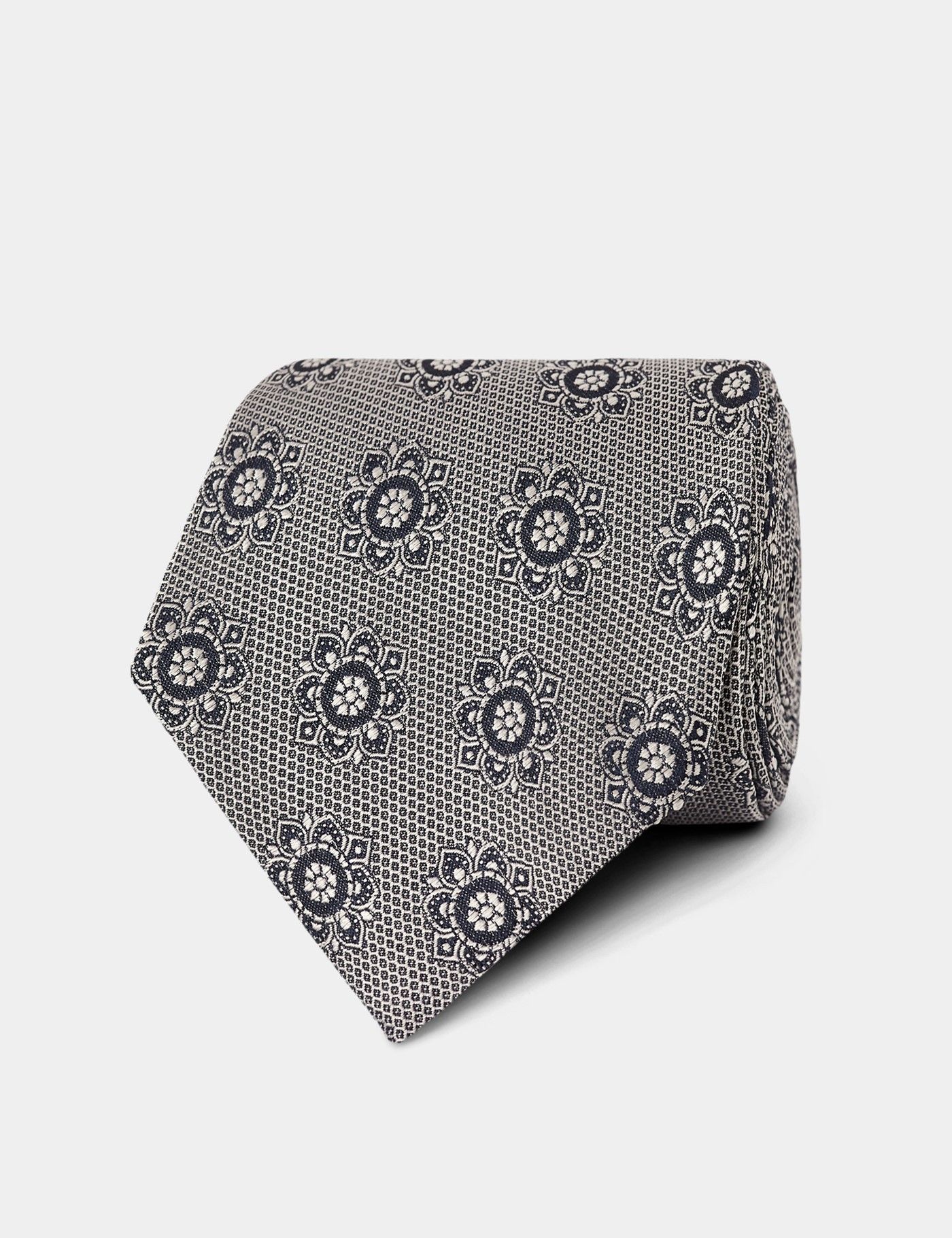 Silver Ornate Medallion Geo 1913 Tie