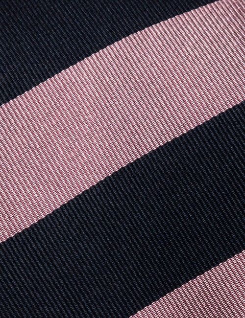 Classic Fit Navy & White Gingham Check Non-Iron Shirt - Chest Pocket