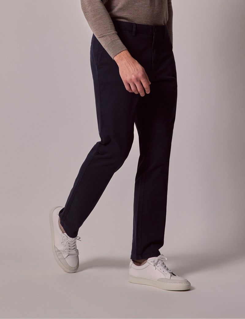 Men's Dark Navy Garment Dyed Cotton Stretch Chinos | Hawes and Curtis