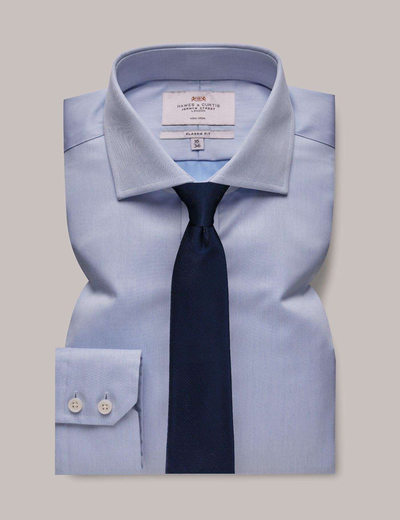 Men's Non Iron Blue Twill Classic Fit Shirt - Windsor Collar | Hawes ...