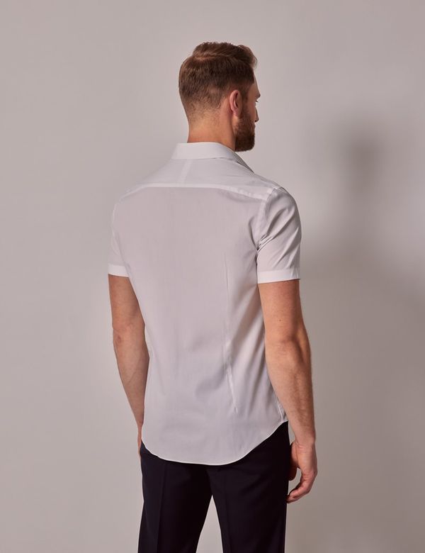 Men's White Fitted Slim Stretch Shirt - Short Sleeve | Hawes & Curtis