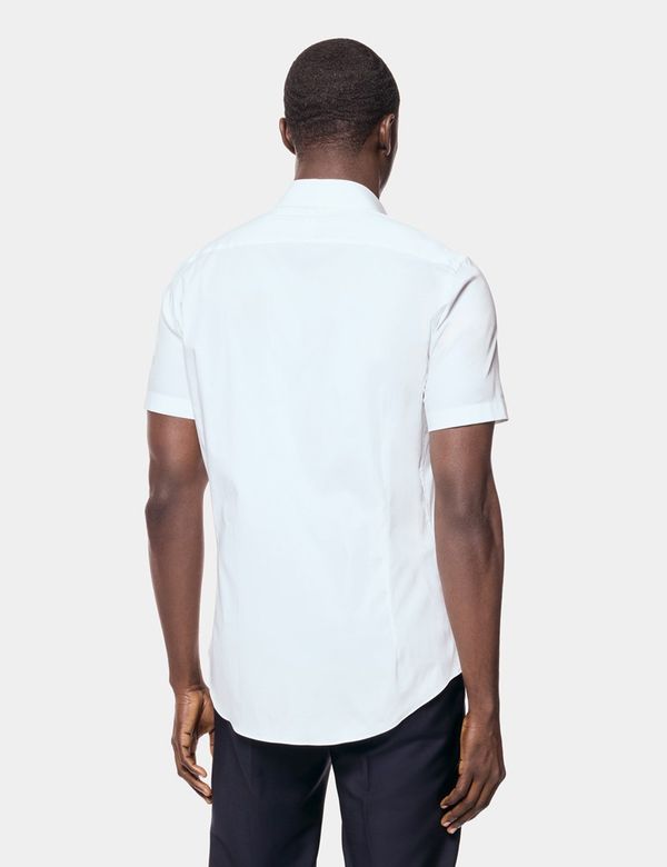 short sleeve white dress shirt slim fit Perry Ellis Men's Slim Fit Total Stretch Shirt in Skylight/blue, Size Medium, 100% Polyester, Solid Short Sleeves