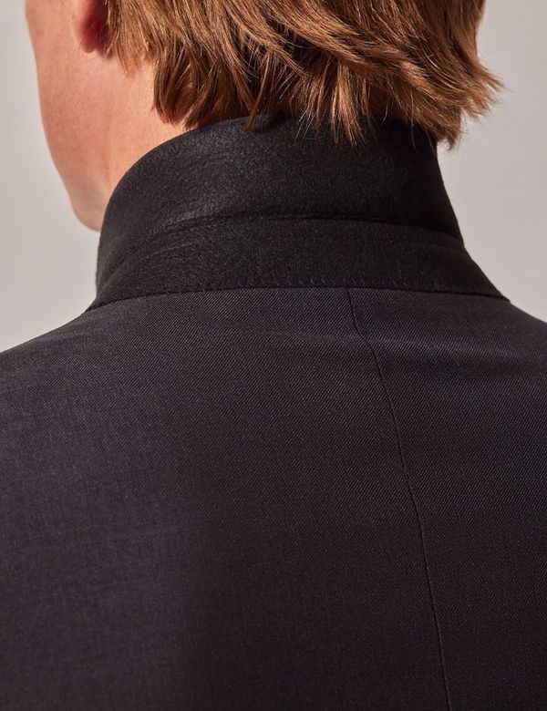 Men's Dark Charcoal Twill Tailored Fit Suit Jacket | Hawes