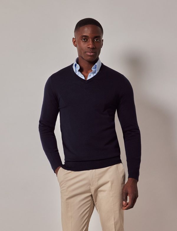 5733 Navy V Neck Jumper
