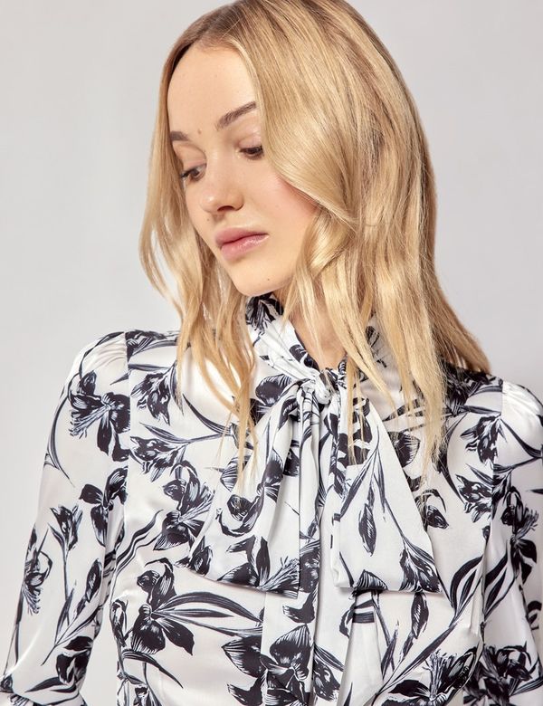 Women's White & Black Monochrome Floral Satin Pussybow Blouse