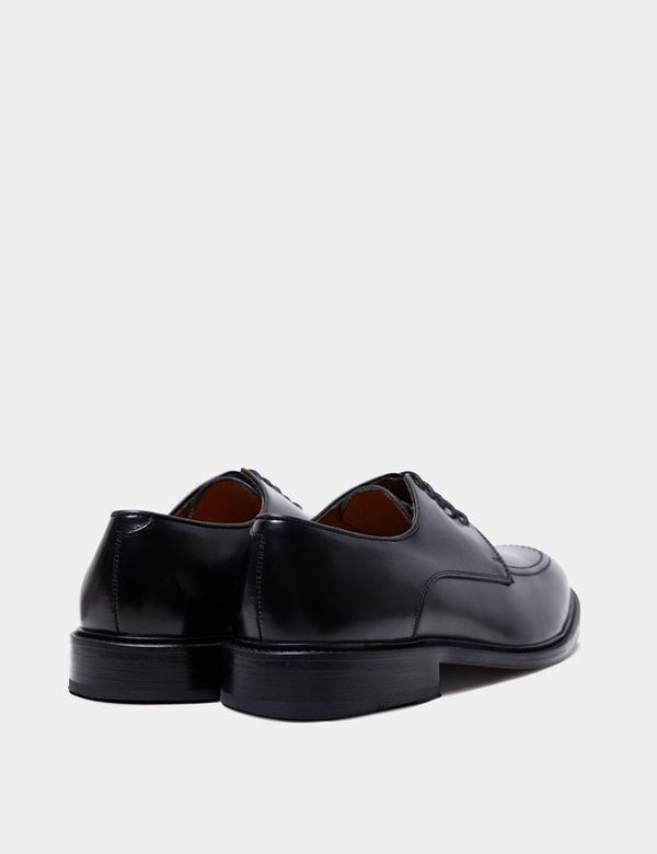 Men's Black Apron Derby Shoe | Hawes and Curtis