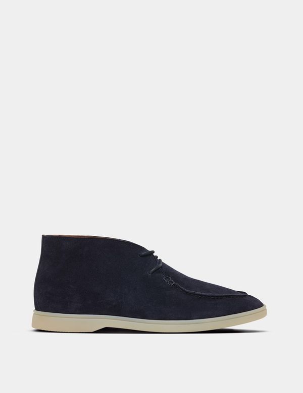 Casual Navy Suede Chukka Boots