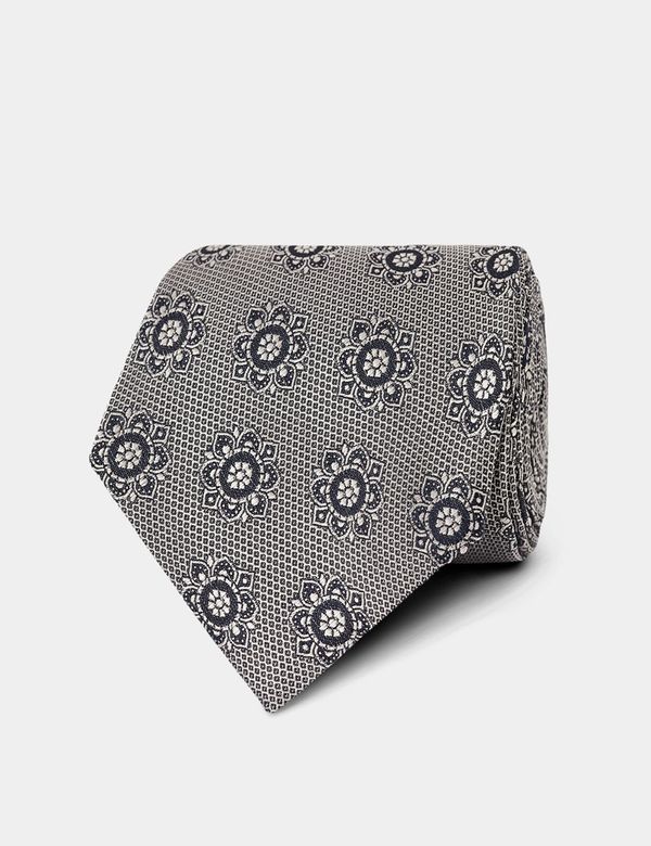 Silver Ornate Medallion Geo 1913 Tie