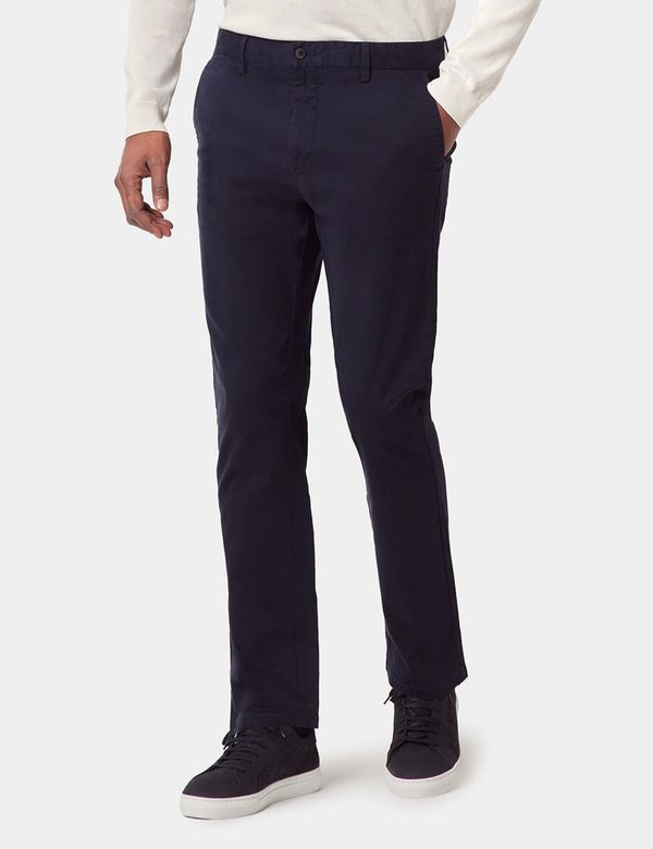 Dunkelblaue Herren Chino - Garment Dyed | Hawes & Curtis
