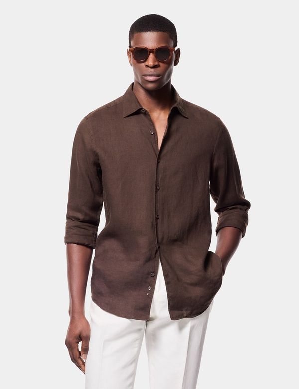 Men's Slim Fit Chocolate Brown Extra-Fine Linen Shirt | Hawes & Curtis Men's Slim Fit Chocolate Brown Extra-Fine Linen Shirt | Hawes & Curtis